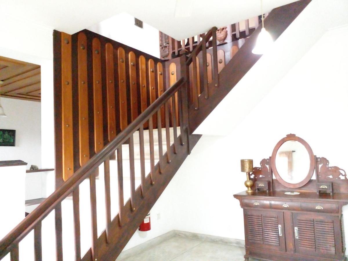 Muduna Walawwa Resort Kandy Exterior photo
